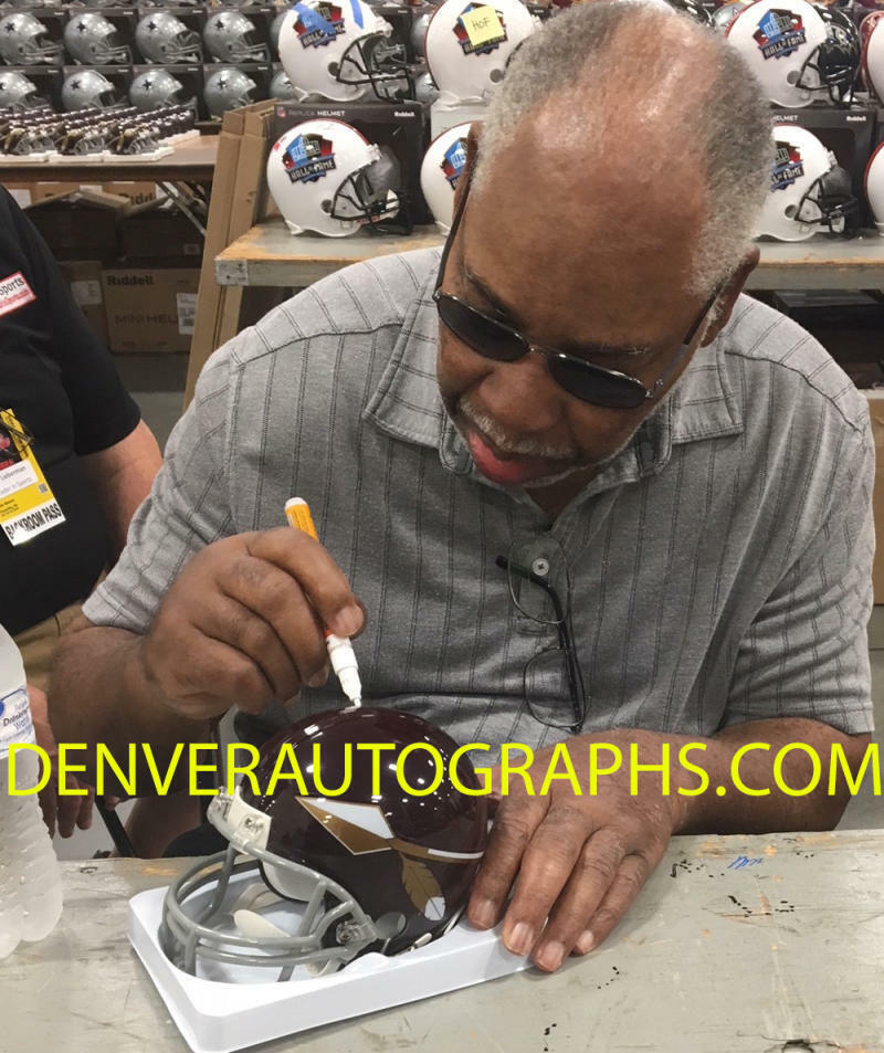 Bobby Mitchell Signed Washington Redskins Throwback Mini Helmet HOF Inscribed