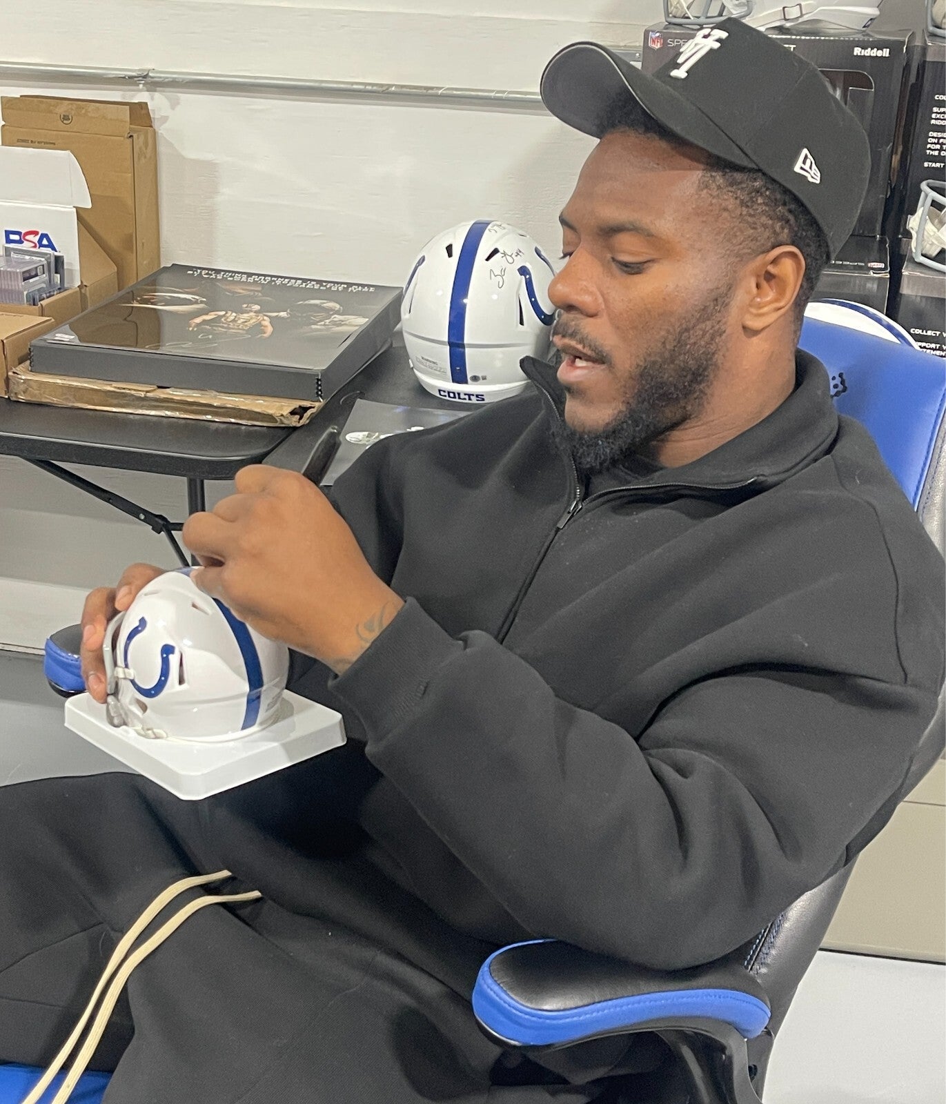 Zaire Franklin Signed Indianapolis Colts Speed Mini Helmet Beckett COA