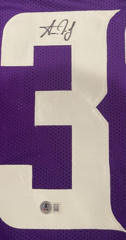 Aaron Jones Signed Minnesota Vikings Custom Jersey (Beckett COA)