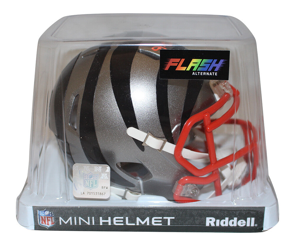 Ja'Marr Chase Cincinnati Bengals Autographed Flash Mini Helmet (Beckett)