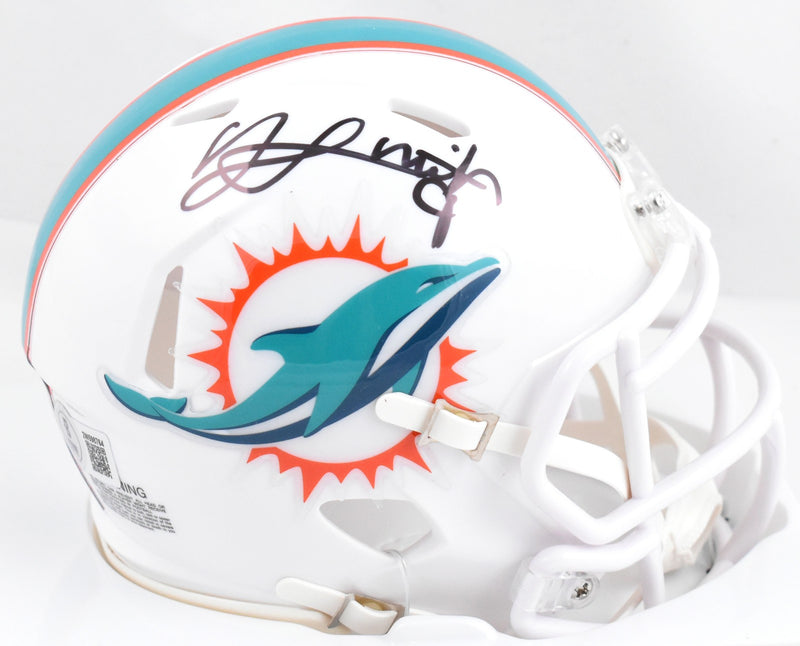 Jonnu Smith Autographed Miami Dolphins Mini Helmet