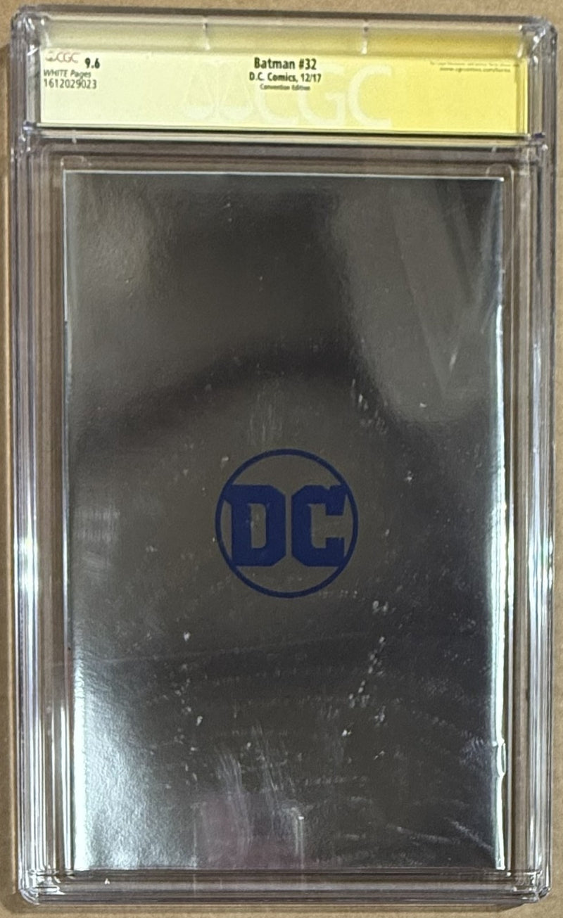 Ben Affleck Signed Batman #32 NYCC Foil Variant Comic CGC 9.6