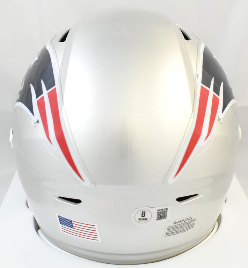 Milton Williams Signed New England Patriots Mid-Size SpeedFlex Helmet