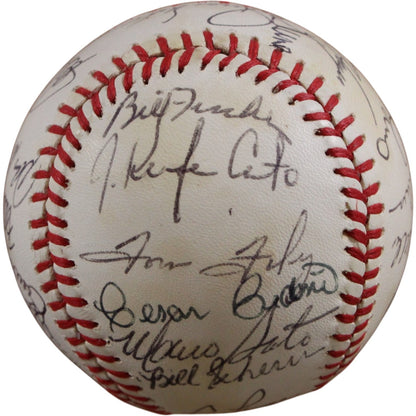 Cincinnati Reds 1983 Team Signed Baseball - Johnny Bench & 23 Others (Beckett)