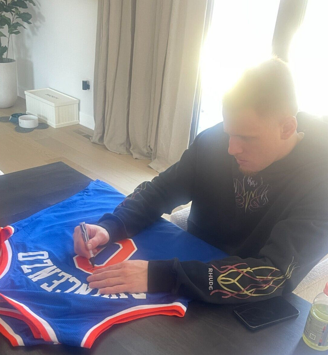 Donte DiVincenzo Signed New York Knicks Custom Jersey (Beckett COA)