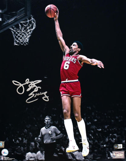 Julius Erving Signed Philadelphia 76ers 16x20 Spotlight Dunk Photo