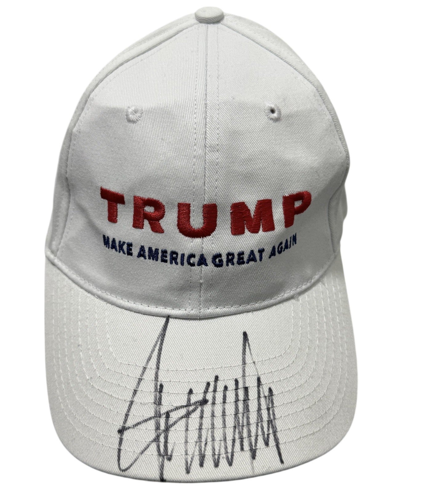 Donald Trump Autographed Make America Great Again MAGA Hat (Beckett)
