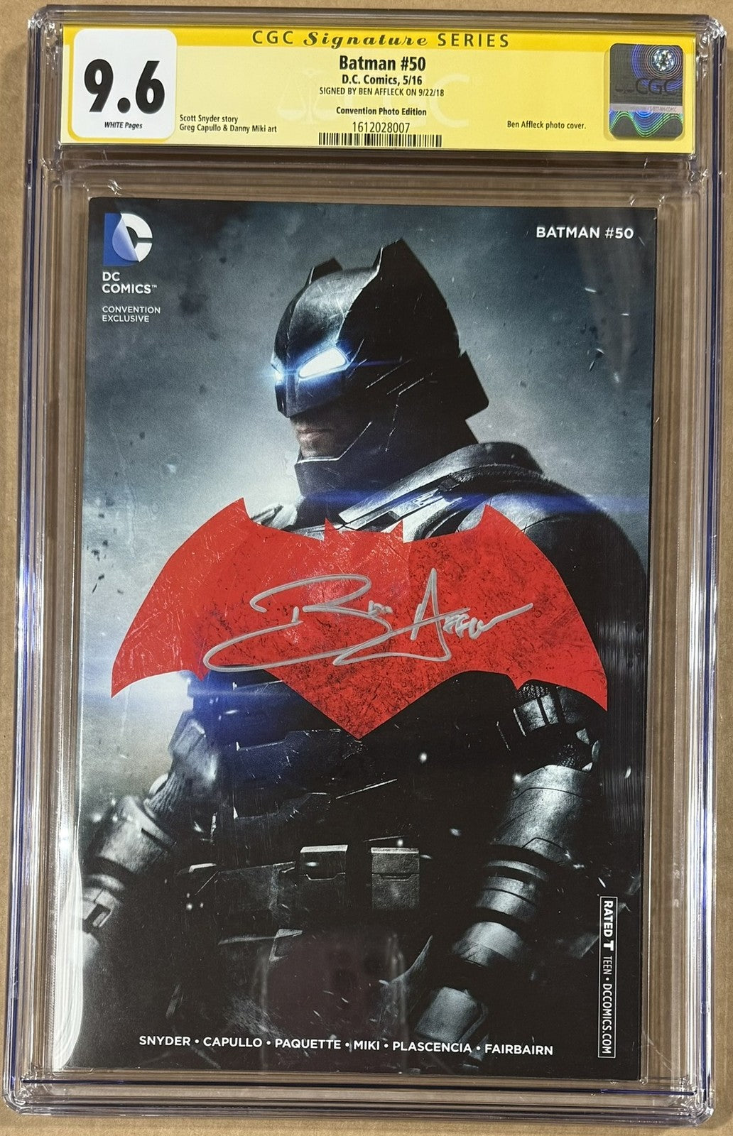 Ben Affleck Signed Batman #50 NYCC Foil Variant Comic CGC 9.6