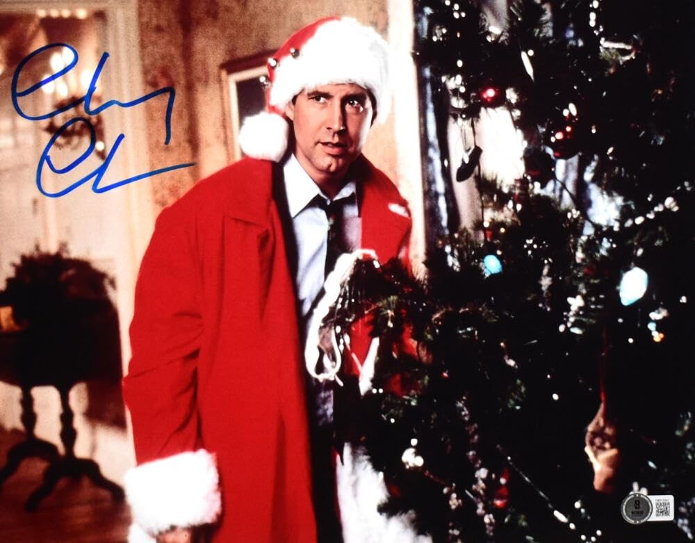 Chevy Chase Signed National Lampoon's Christmas Vacation 11x14 Photo