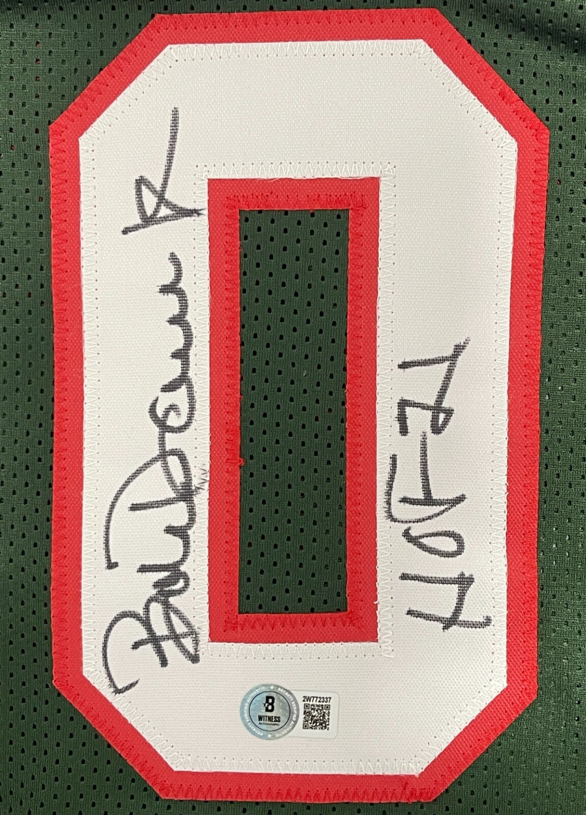 Bob Dandridge Signed Milwaukee Bucks Custom Jersey (HOF 21)