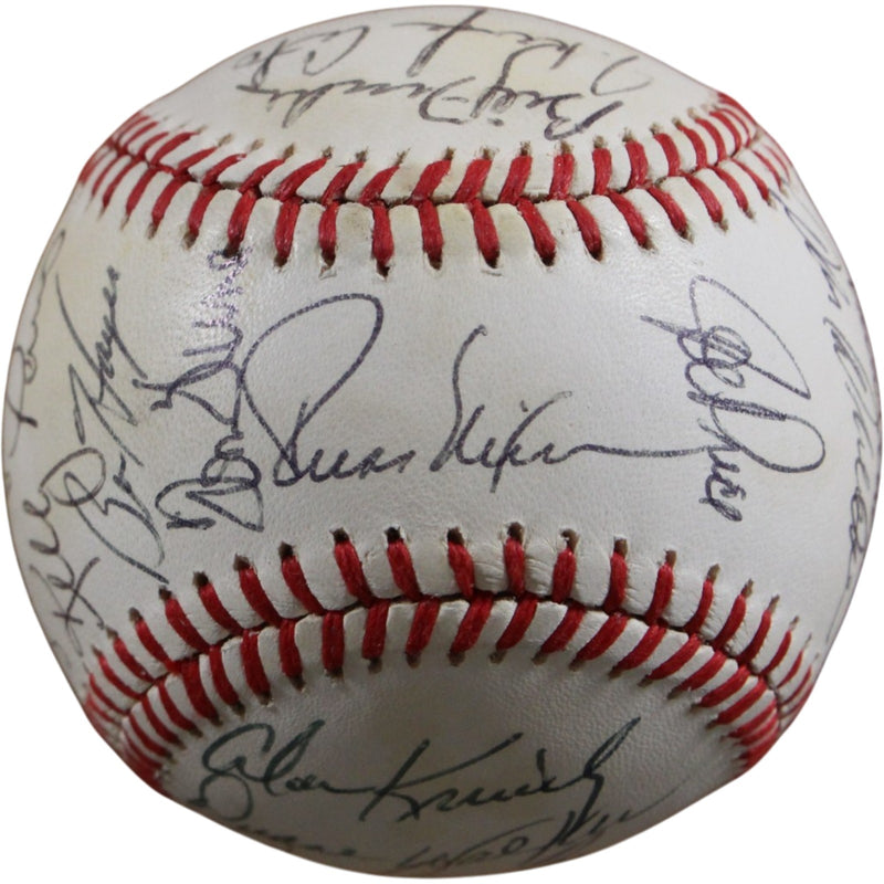 Cincinnati Reds 1983 Team Signed Baseball - Johnny Bench & 23 Others (Beckett)