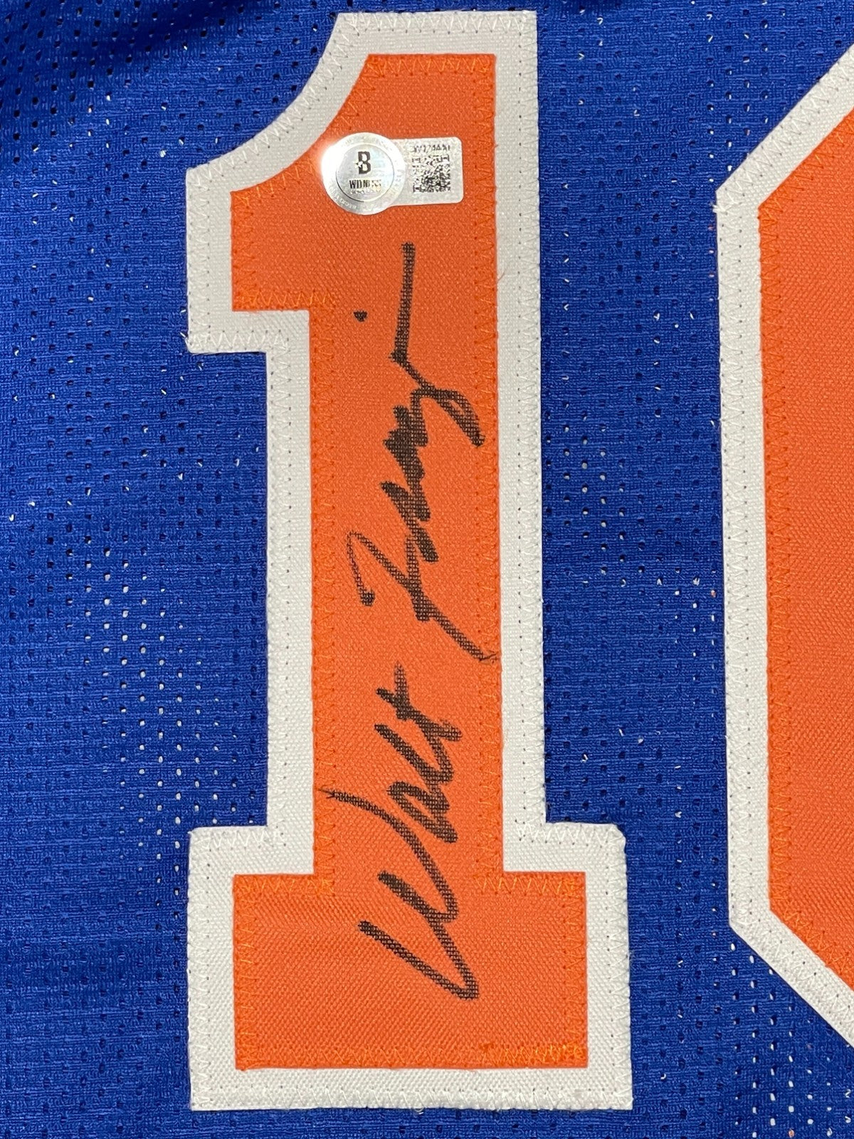 Walt Frazier Signed New York Knicks Custom Basketball Jersey Beckett Witnessed