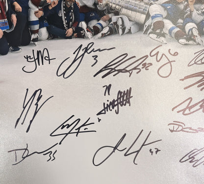 Colorado Avalanche Team Signed 2022 Stanley Cup Champions 16x20 Photo (18 Sigs)