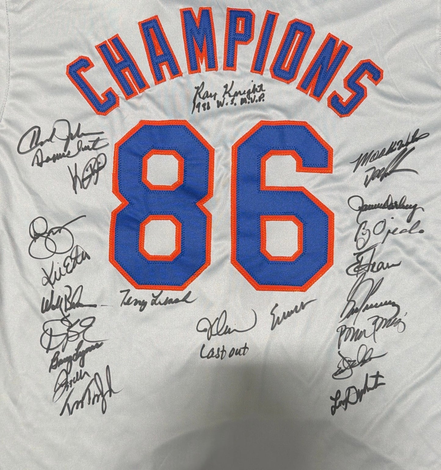 1986 New York Mets Team Signed Multi-Autograph Custom Jersey (23 Signatures)