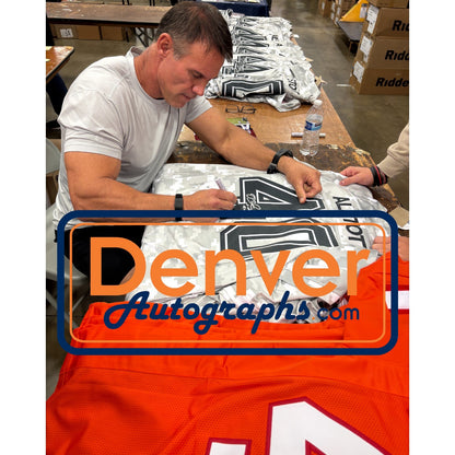 Mike Alstott Signed Tampa Bay Buccaneers Arctic Camo Custom Jersey