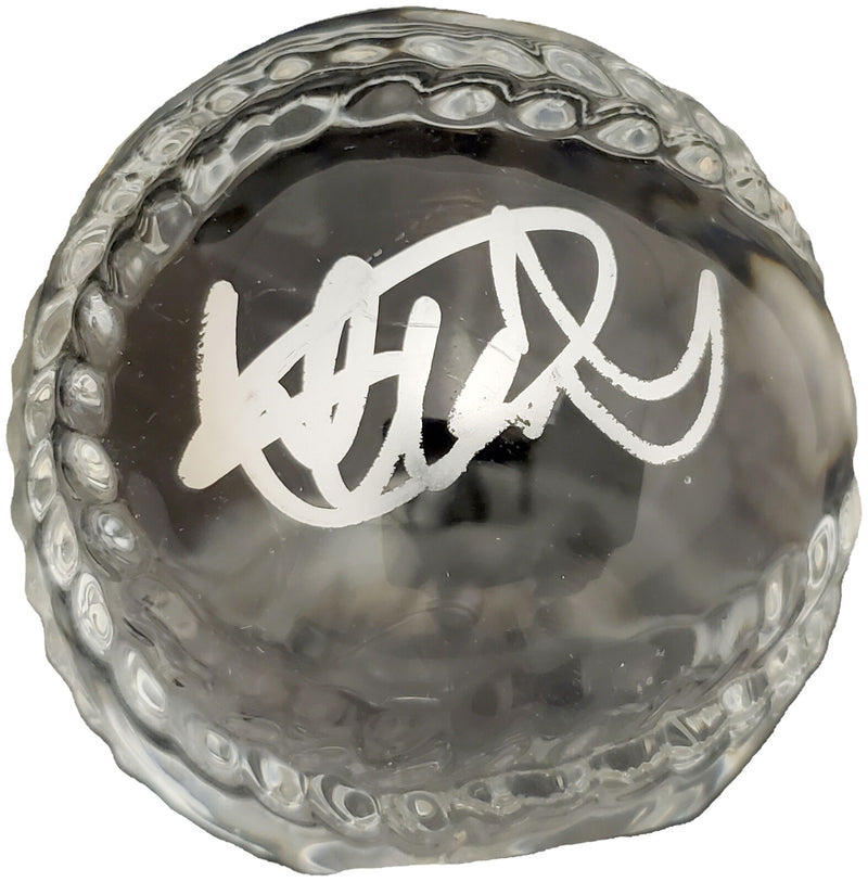 Ichiro Suzuki Autographed 2001 All Star Crystal Ball #524/1000 (IS Holo)