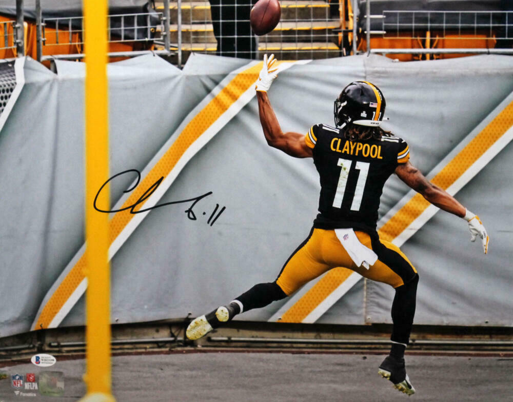 Chase Claypool Pittsburgh Steelers Signed Steelers 16x20 FP Black Jersey Photo (BAS COA)