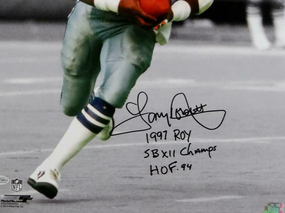 Tony Dorsett Signed Dallas Cowboys 16x20 PF BW Spotlight Photo w/3 Insc - (BAS COA)