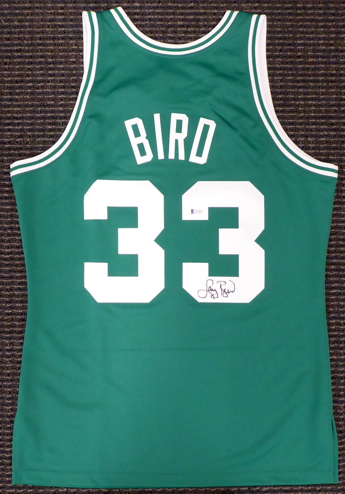 LARRY BIRD BOSTON CELTICS AUTOGRAPHED GREEN MITCHELL & NESS JERSEY M (BAS COA)