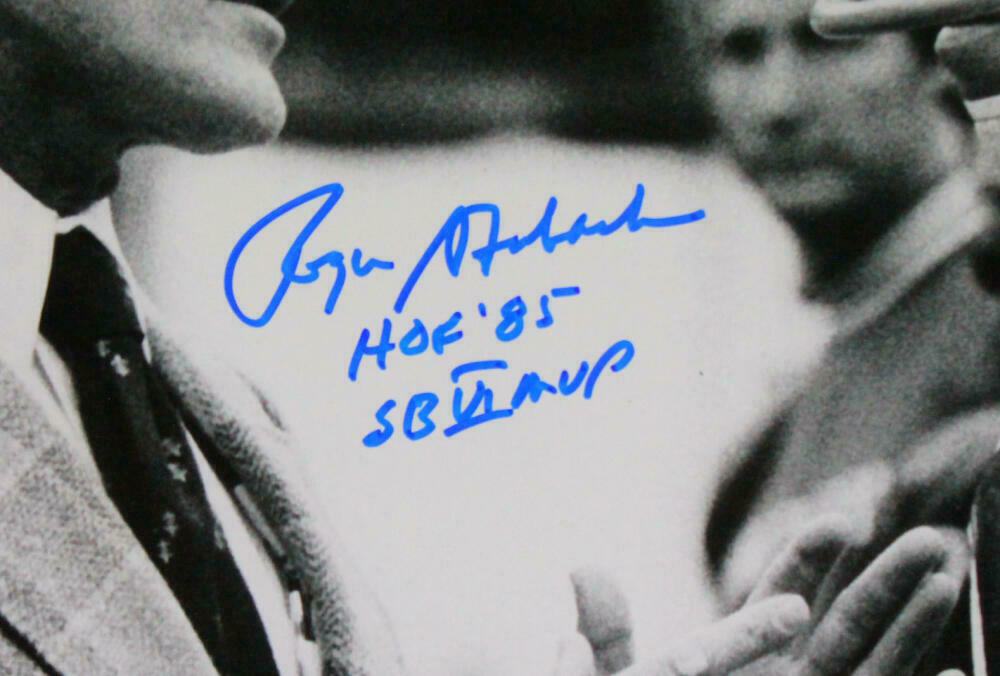 Roger Staubach Autographed Dallas Cowboys 16x20 B&W Photo w/2 Insc.- BAS COA
