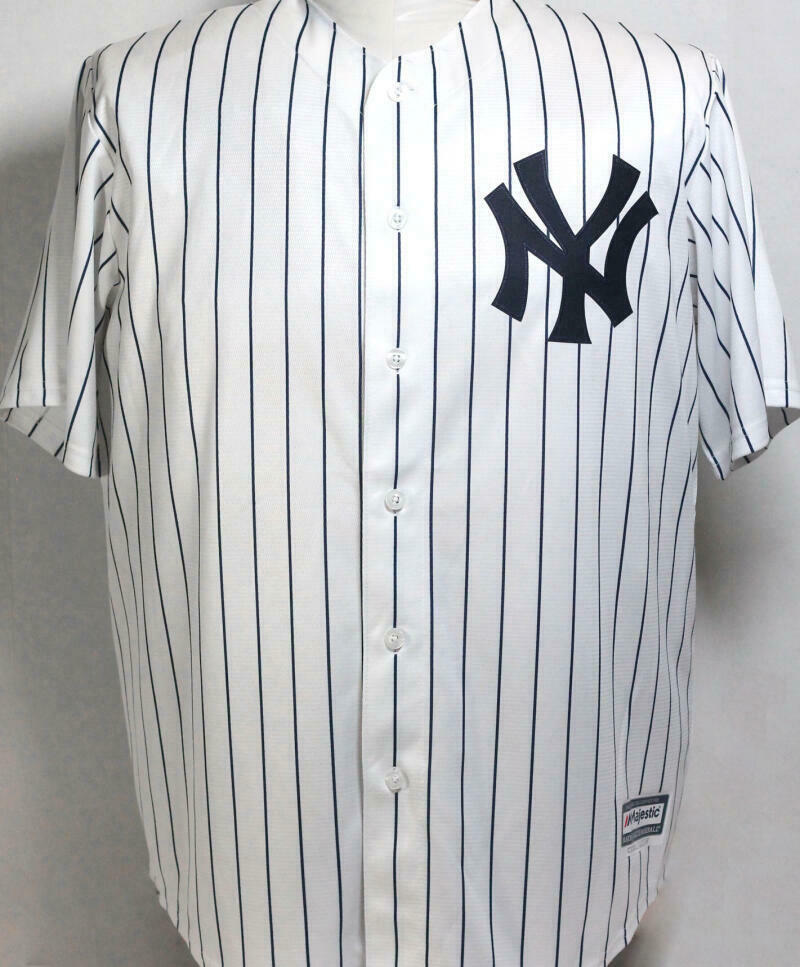 Reggie Jackson New York Yankees Signed NY Yankees Pinstripe Majestic Jersey *R4 (JSA COA)