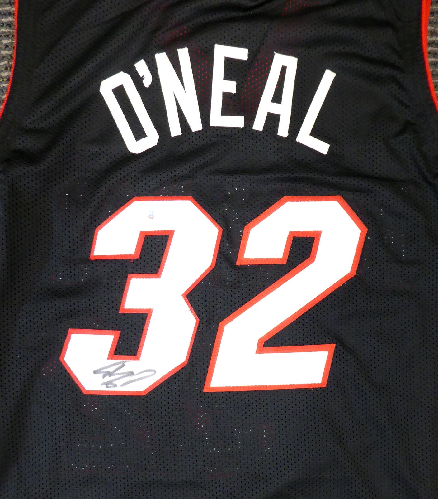 Shaquille O'Neal Miami Heat Signed Black Jersey On 3 191015 (BAS COA)