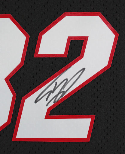 Shaquille O'Neal Miami Heat Signed Black M&N 2005-06 HWC Swingman Jersey (BAS COA)