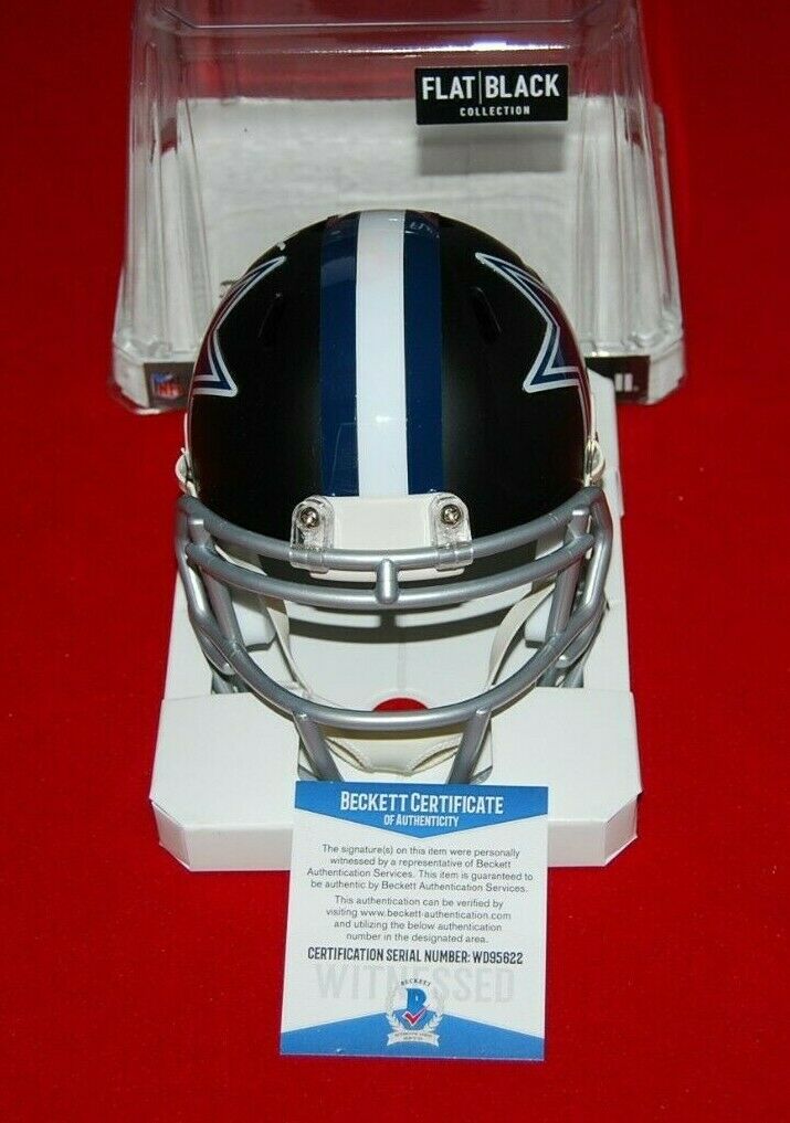 ROGER STAUBACH Dallas Cowboys signed Flat Black Mini Helmet (BAS COA)
