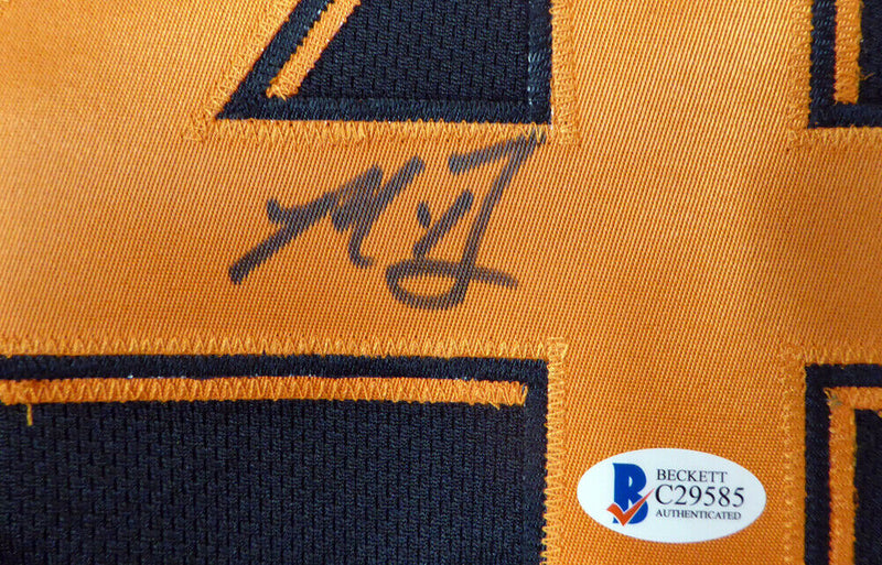 Madison Bumgarner San Francisco Giants Signed Authentic Majesty Jersey 48 125141 (BAS COA)