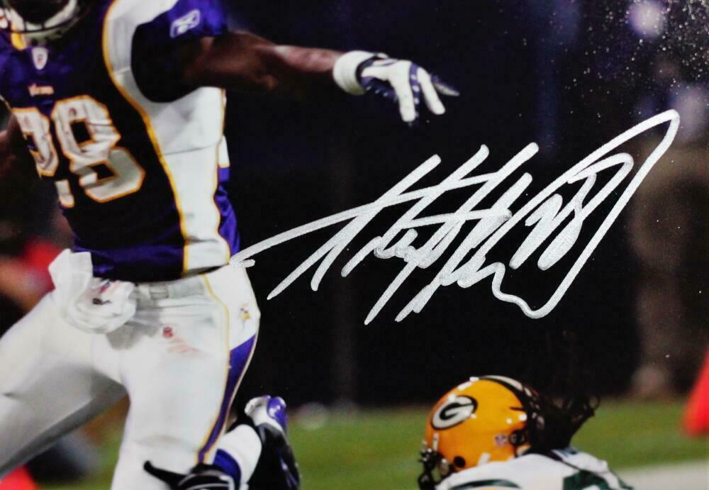 Adrian Peterson Minnesota Vikings Signed V8x10 Running PF Photo - (BAS COA), , 