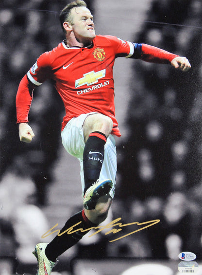 Wayne Rooney Manchester United Signed 11x14 Matted Photo #E37860 (BAS COA)