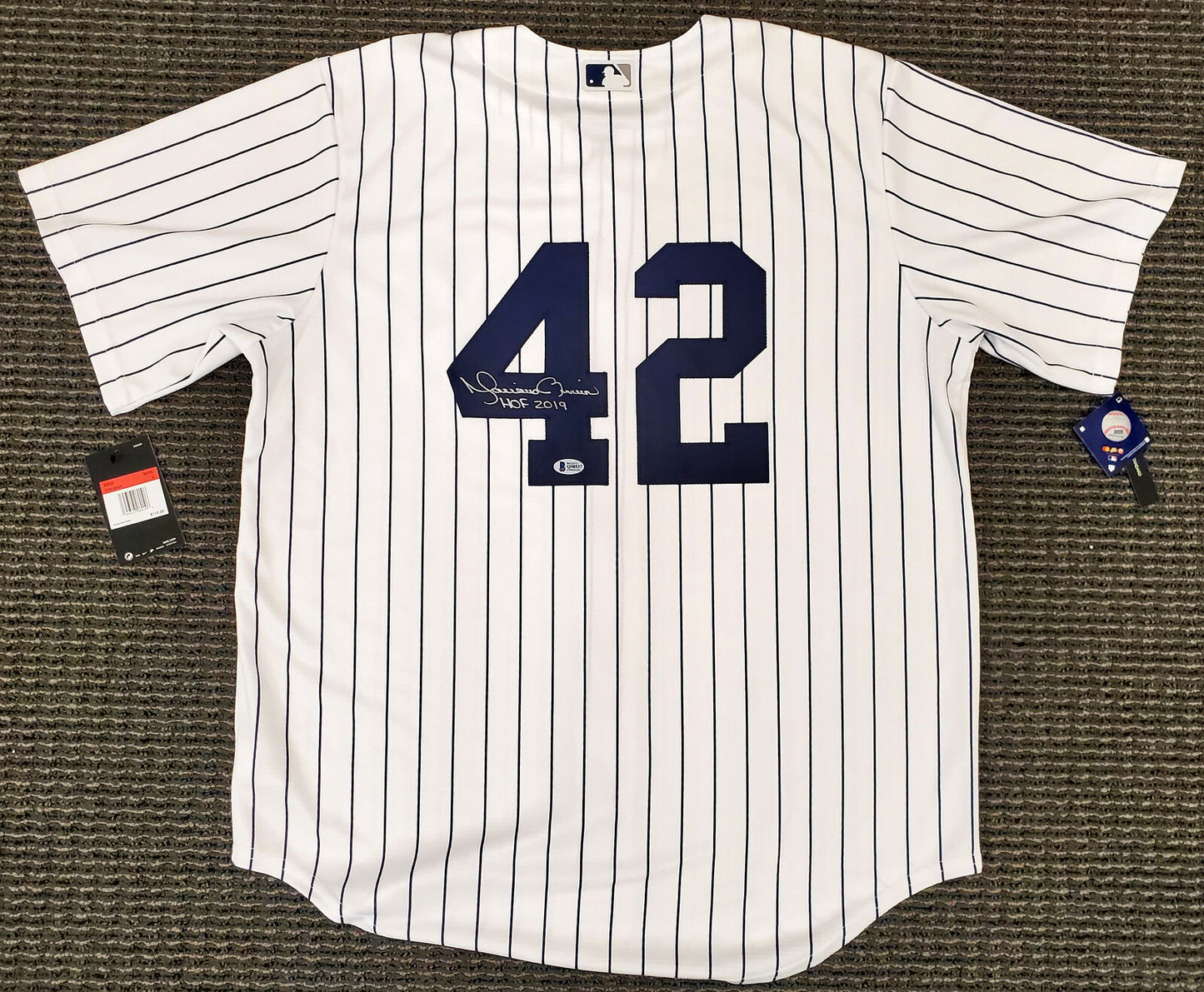 Mariano Rivera New York Yankees Autographed Nike White Jersey L "HOF 2019" 182151 (BAS COA)