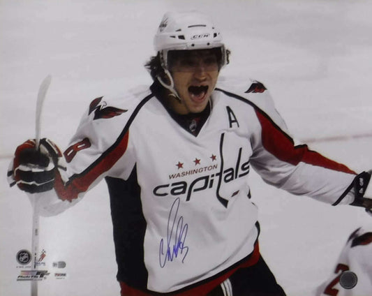 Alex Ovechkin Washington Capitals Signed 16x20 Photo 19113 (PSA/DNA COA)