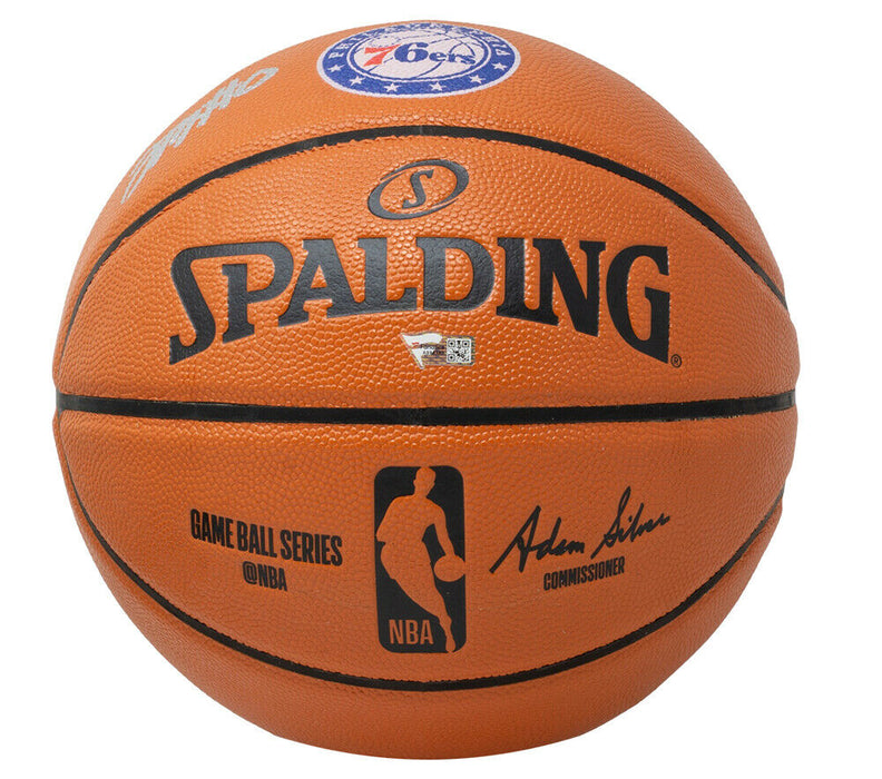 Tyrese Maxey Philadelphia 76ers Signed Philadelphia 76ers Logo Spalding Basketball (FAN COA)