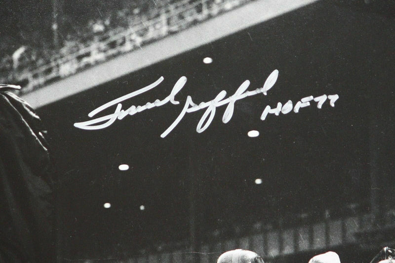 Frank Gifford New York Giants Signed NY Giants 16x20 In The Rain Photo with HOF (JSA COA)