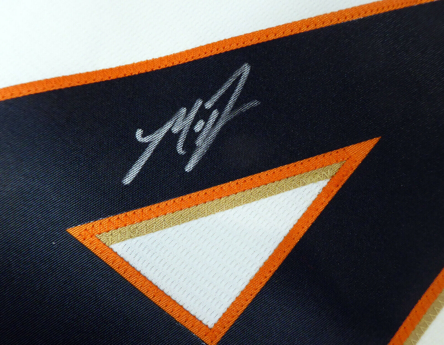Madison Bumgarner San Francisco Giants Signed Cream Majestic Jersey XL 185700 (BAS COA)