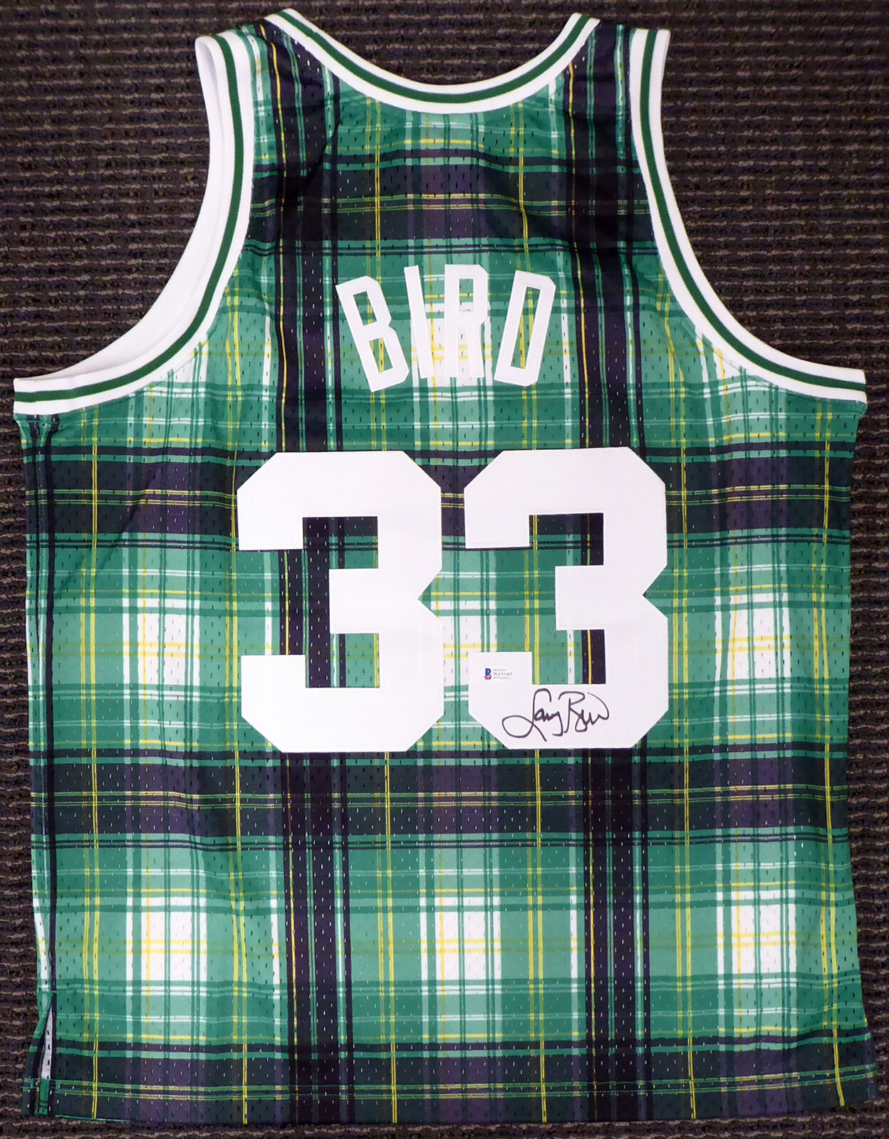 LARRY BIRD BOSTON CELTICS SIGNED GREEN M&N PRIVATE SCHOOL JERSEY L (BAS COA)