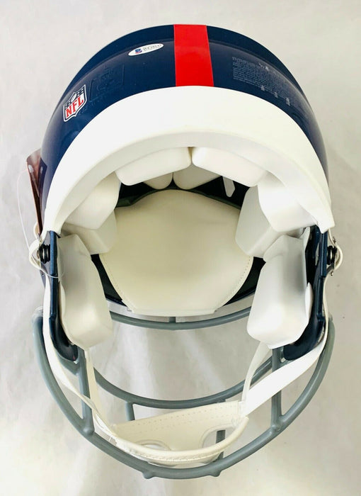 daniel jones helmet