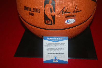 JERRY WEST Los Angeles Lakers signed Basketball HOF 1980 MR CLUTCH BAS COA